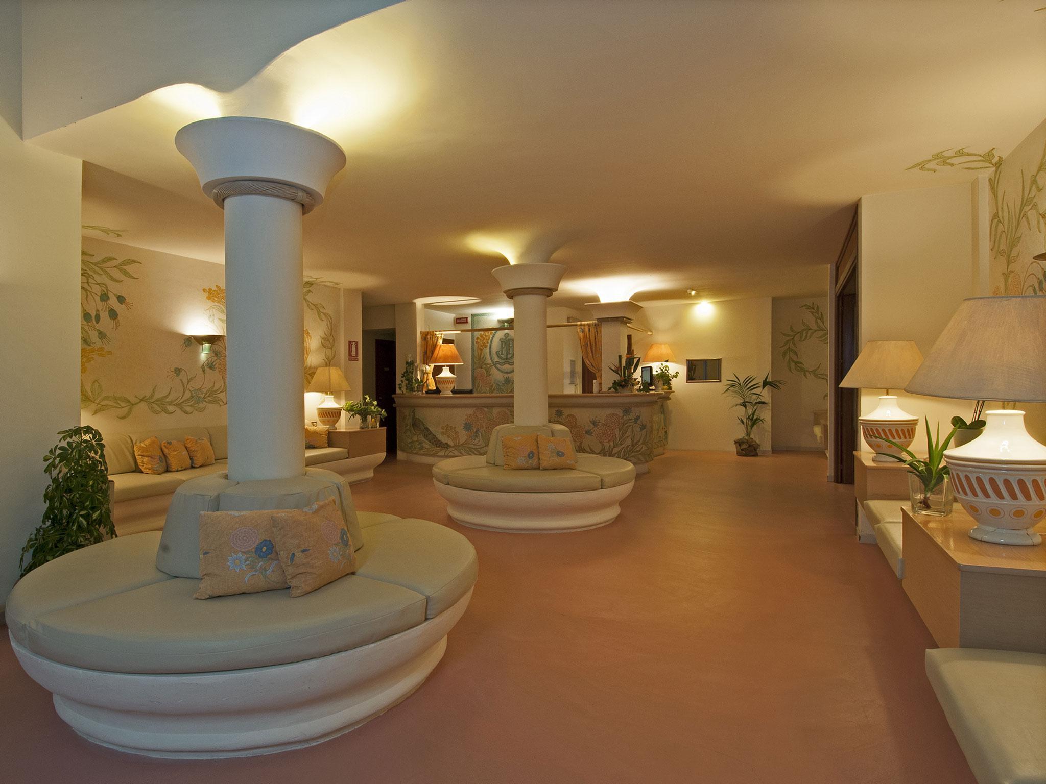 Hotel Palau Εξωτερικό φωτογραφία